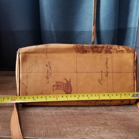 LV 47-000 Alveiro Martini Crossbody bag - Picture 10 of 16